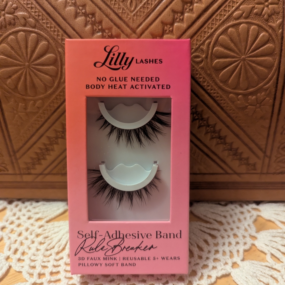 Lilly Lashes Self-Adhesive Faux Mink Lashes - Black